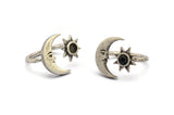Silver Ring Settings, 2 Antique Silver Plated Brass Moon And Sun Ring With 1 Stone Setting - Pad Size 4mm N1497