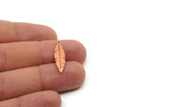 Copper Feather Charm, 4 Pieces Raw Copper Feather Charms With 1 Loop, Findings (25x7x0.80mm) SMP2801