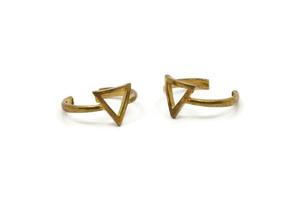 Open Triangle Ring - 5 Raw Brass Triangle Rings - Pad Size 6mm Mn64