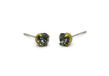 Brass Stud Earrings, 8 Black Diamond Rhinestone Beads Brass Stud Earrings Brass Setting for SS24 - 5.3mm SS24 D1302