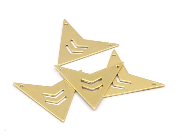 Triangle Chevron Pendant, 8 Raw Brass Triangle Pendant with 2 Holes and Chevron  (33x33x33x0.80mm) K619