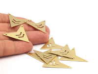 Triangle Chevron Pendant, 8 Raw Brass Triangle Pendant with 2 Holes and Chevron  (33x33x33x0.80mm) K619