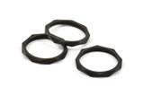 Black Faceted Ring, 4 Black Oxidized Brass  Faceted Rings, Connectors (16mm) N0499