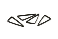 Siyah Üçgen - 24 Oksitlenmiş Pirinç Siyah Açık Üçgen, Tılsımlar, Bulgular (30x33x15mm) BS 1148 S515