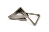 Üçgen Charm - 6 Siyah Kaplamalı Pirinç Üçgen Charm (28x2mm) D0013