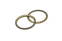 Boho Ring Finding, 30 Antique Brass Connector Rings (19mm) K062