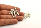 Antique Silver Sycamore Pendant, 2 Antique Silver Plated Leaf Charms (44x33mm) N0428
