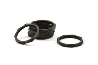 Black Faceted Ring, 4 Black Oxidized Brass  Faceted Rings, Connectors (16mm) N0499