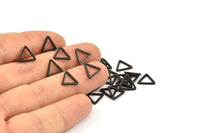 Black Triangle Charm - 50 Oxidized Brass Black Triangle Charms (9x0.80mm) D0249 S487