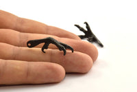 Eagle Paw Pendant, 1 Oxidized Brass Black Wild Animal Eagle Claw Charms (34x15mm) N153 S426