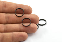 Black Circle Connectors, 25 Oxidized Brass Black Circle Connectors (17x0.8x2mm) D0309 S237