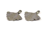 Ginkgo Leaf Pendant, 4 Black Plated Brass Leaf Charms (26x25mm) N0393