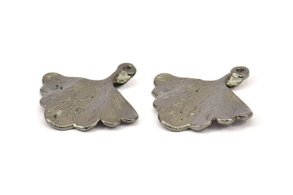 Ginkgo Leaf Pendant, 4 Black Plated Brass Leaf Charms (26x25mm) N0393