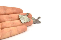 Ginkgo Leaf Pendant, 4 Black Plated Brass Leaf Charms (26x25mm) N0393