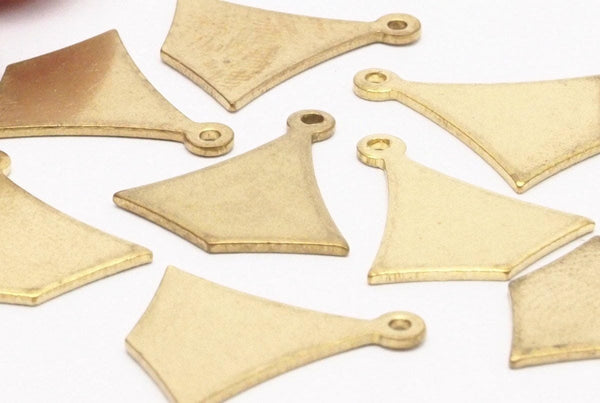 Brass Chevron Charm, 12 Raw Brass Chevron Charms (17x15mm) Bs 1342