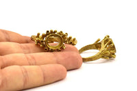 The King Ring Settings - 1 Raw Brass Ring Setting with Pad Size 12x10mm U044