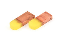 Resin&Wood D Shape Pendant, 2 Yellow Brown D Shape Pendant with 2 Holes, Earrings (32x12.5x4mm) X029