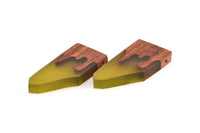 Resin&Wood Geometric Pendant, 1 Green Brown Geometric Pendant with 2 Holes (50x24x7.5mm) X032
