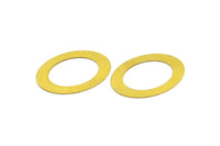 Middle Hole Connector, 25 Raw Brass Oval And Middle Hole Connector (23x32mm) Brs 600 A0539