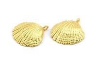 Gold Shell Charm, 1 Gold Plated Brass Sea Shell Charm with 1 Loop, Pendants, Charms, Findings (27x24.5mm) E284 Q0538