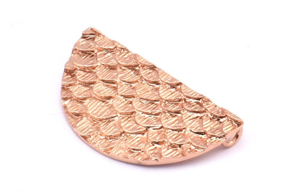 Gül Altın Yarım Ay, 1 Gül Altın Kaplama Pirinç Balık Pulu Dokulu Yarım Daire Kolye 2 Halka (33,5x18 mm) E403 Q0301