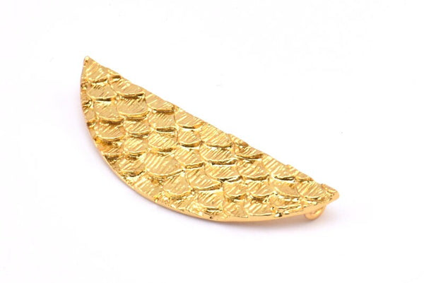 Altın Yarım Ay, 1 Altın Kaplama Pirinç Balık Pulu Dokulu Yarım Daire Kolye, 2 Halka (43x13,5 mm) E405