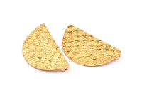 Altın Yarım Ay, 1 Altın Kaplama Pirinç Balık Pulu Dokulu Yarım Daire Kolye 2 Döngülü (33,5x18 mm) E403 Q0301