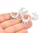 Gümüş Sunny Kolye, 2 Halka, Bulgular, Tılsımlar ile 5 Gümüş Tonlu Pirinç Sunny Etnik Kolye (24x24x2,5 mm) BS 2054 H0016