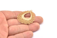 Altın Küpe Tılsımı, 4 Altın Kaplama Pirinç Etnik Motifli Küpe Tılsımı, 1 Döngülü Kolye Ucu, Bulgular (44x35mm) E441