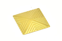 Brass Pyramid Charm, 4 Raw Brass Square Pyramid Textured Pendant (30x30mm)  D0269