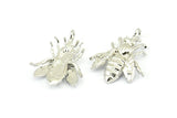 Huge Bee Pendant, 4 Silver Tone Bee Charms With 1 Hole, Pendants (26x20x4.5mm) U136