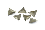 Sewing Triangle Finding, 30 Antique Brass Triangle Cambered Findings, Bead Caps, Tags With 3 Holes (14mm) K098