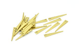 Brass Tiny Triangle, 25 Raw Brass Triangle Charms With 1 Hole (22x4x0.80mm) B0209