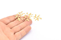 Brass Leaf Charm, 24 Raw Brass Leaf Connectors Without Hole, Pendants, Findings (24x20x0.60mm) D0775