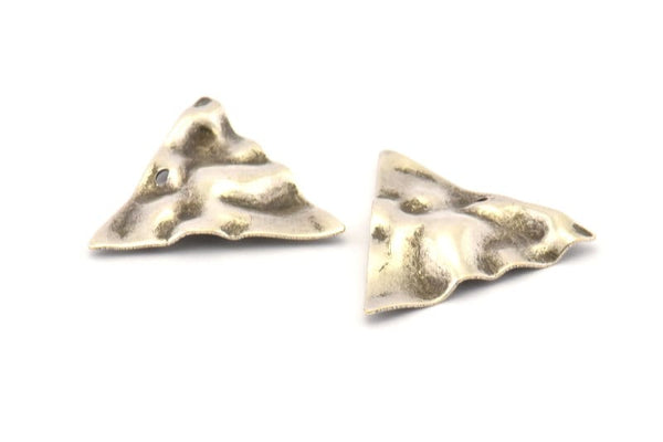 Silver Triangle Charm, 8 Antique Silver Plated Brass Wavy Triangle Charms With 1 Hole, Earrings, Findings (22x0.60mm) D0791 H0810