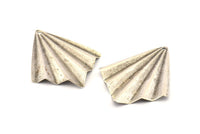 Silver Fan Charm, 4 Antique Silver Plated Brass Fan Shaped Charm Earrings With 1 Hole, Pendants, Findings (50x39x0.50mm) D0837