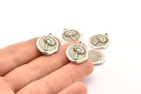 Silver Daisy Charm, 2 Antique Silver Plated Brass Flower Charm Earrings With 1 Loop, Pendants, Findings (16x18mm) N0889
