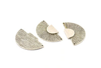 Silver Medal Charm, 2 Antique Silver Plated Brass Badge Charm Pendants With 2 Holes, Earrings, Findings (35x20mm) N0790