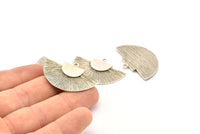 Silver Medal Charm, Antique Silver Plated Brass Badge Charm Pendants With 1 Loop, Earrings, Findings (35x20mm) N0791