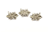 Silver Badge Charm, 2 Antique Silver Plated Brass Rosette Charms With 1 Loop, Pendants, Earrings (29x25mm) N0811