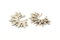 Silver Sunflower Charm, 2 Antique Silver Plated Brass Flower Pendants With 2 Loops, Findings (38x26mm) N0817