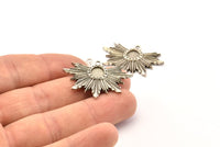 Silver Badge Charm, 2 Antique Silver Plated Brass Rosette Charm Pendants With 1 Loop, Earrings - Pad Size 6mm (33x24mm) N0751