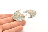 Silver Ethnic Pendant, 2 Antique Silver Plated Brass Ethnic Motif Pendants With 1 Loop, Findings, Earrings, Charms (31x30mm) N0855