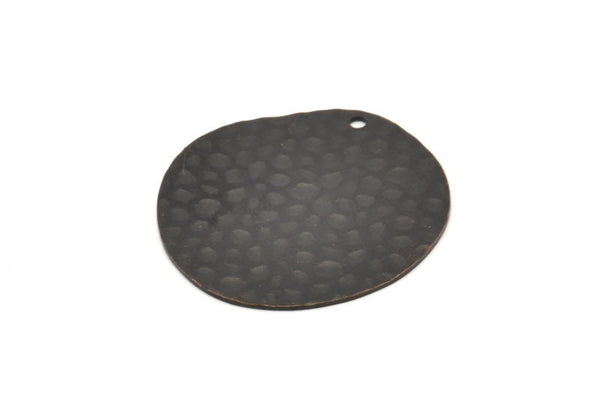 Siyah Yuvarlak Charm, 1 Delikli 4 Oksitlenmiş Siyah Pirinç Dokulu Yuvarlak Damgalama Boşluğu, Küpeler, Kolye Uçları (29x28x0,60 mm) D0826 S986