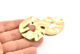 Brass Round Charm, 4 Raw Brass Wavy Round Charm With 1 Hole, Earrings, Findings (40x37x0.50m) D1041