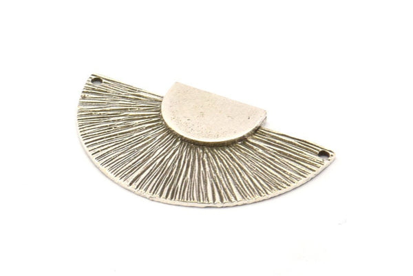 Silver Medal Charm, 2 Antique Silver Plated Brass Badge Charm Pendants With 2 Holes, Earrings, Findings (35x20mm) N0790