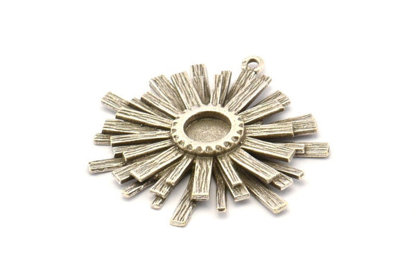 Silver Sun Charm, Antique Silver Plated Brass Sunshine Charms With 1 Loop, Pendants, Earrings (32x35mm) N0722