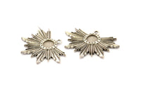 Silver Badge Charm, 2 Antique Silver Plated Brass Rosette Charm Pendants With 1 Loop, Earrings - Pad Size 6mm (33x24mm) N0751
