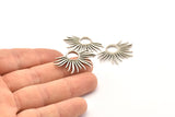 Silver Sun Charm, 4 Antique Silver Plated Brass Sun Charms, Pendants, Earrings, Findings  (33x20mm) N0782