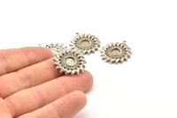 Silver Sunflower Charm, 2 Antique Silver Plated Brass Flower Charm Earrings With 1 Loop, Pendants, Earrings (25mm) N0808